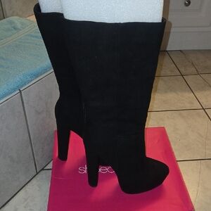 Shoe Dazzle Black Heeled Boots
